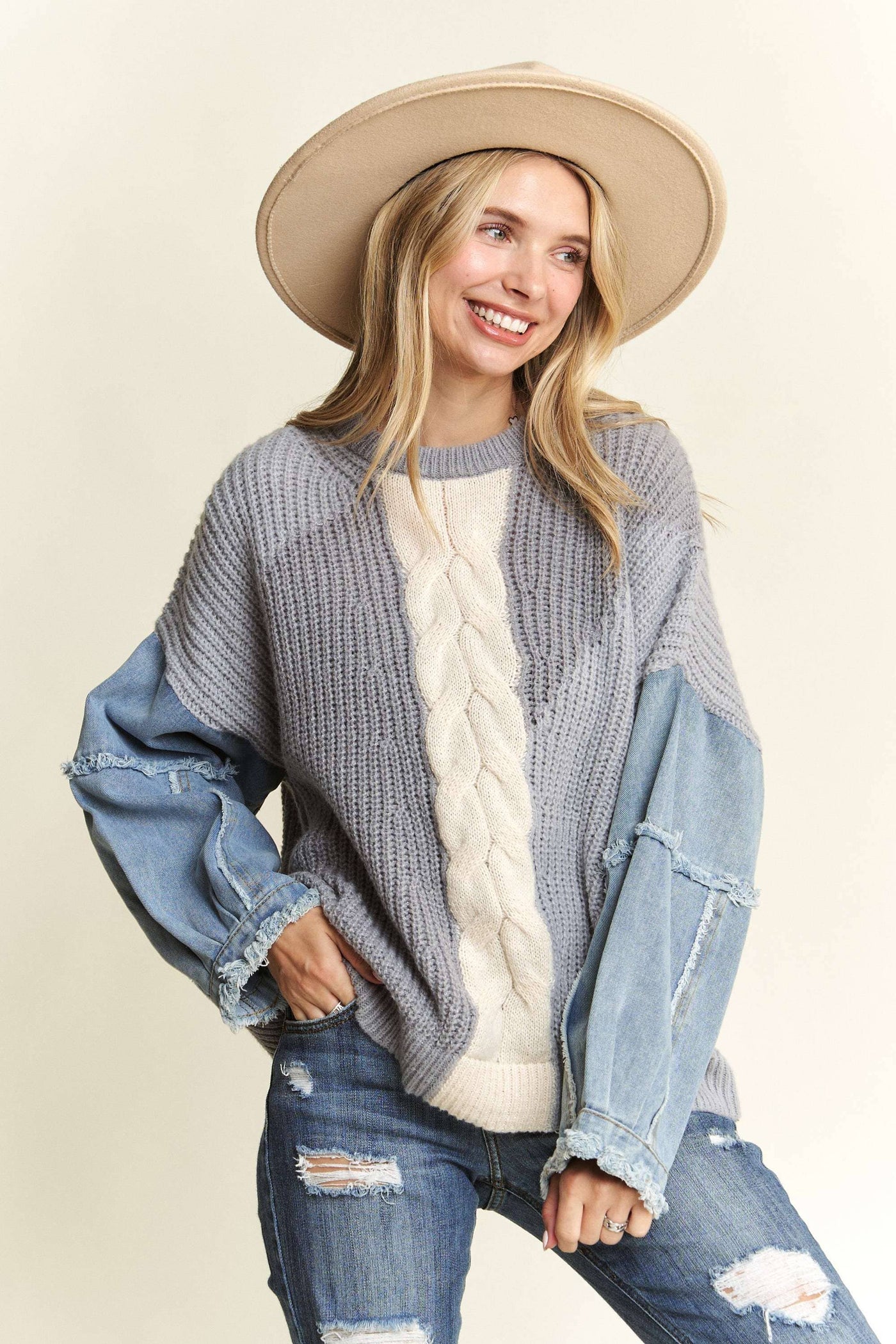 Madelyn - LESW3593 - FRAYED DENIM SLEEVE COLORBLOCK: GREY / L